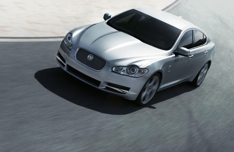  Jaguar XF 2008 года  (UK) (фото 9 из 10)
